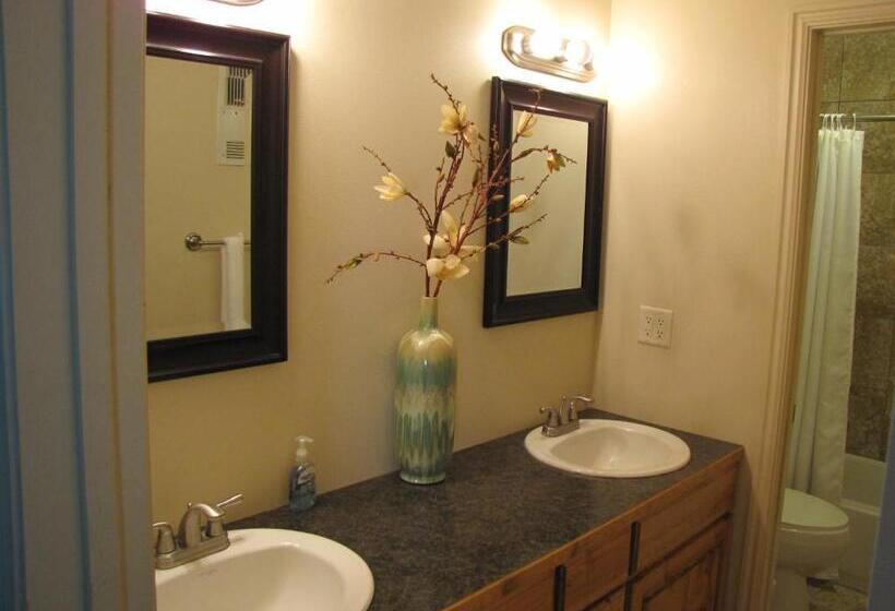 Номер Стандарт, Cedar Canyon Condos