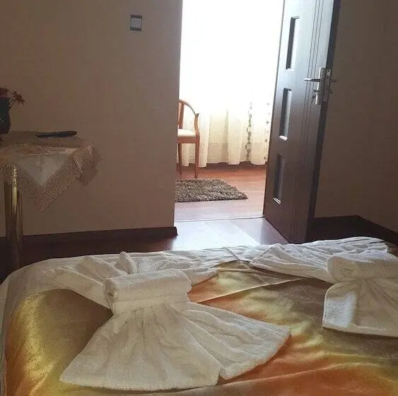 Huoneisto 2 Makuuhuonetta, Casa Alex