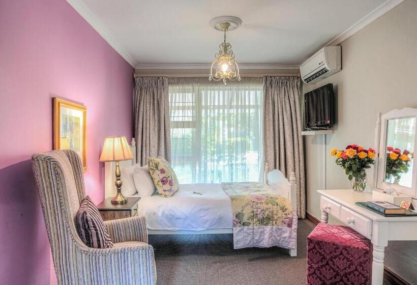 חדר סטנדרט יחיד, Sunninghill Guest Lodges