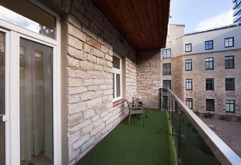 آپارتمان 1 خوابه با بالکن, Myapartments