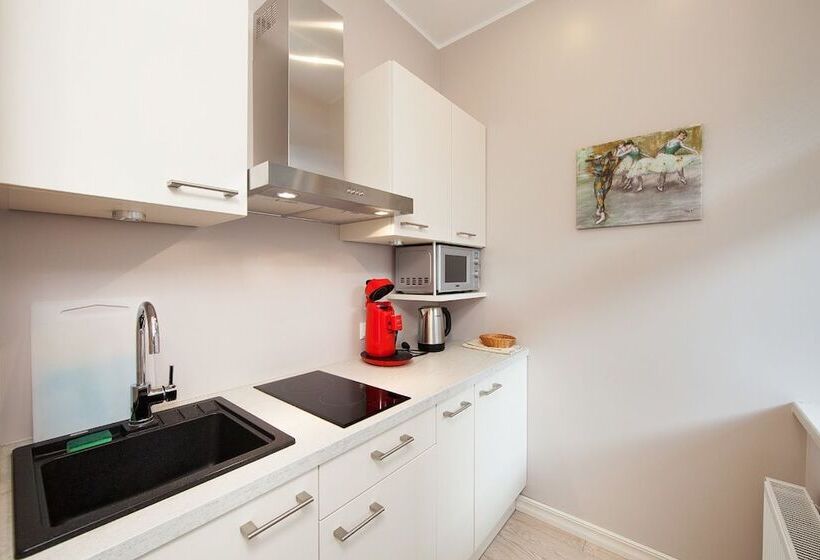 آپارتمان 1 خوابه با بالکن, Myapartments