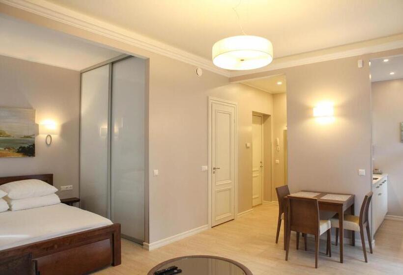 آپارتمان 1 خوابه با بالکن, Myapartments