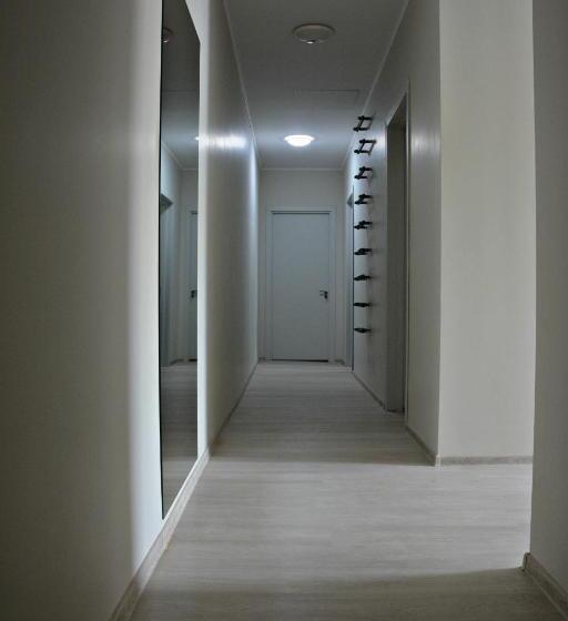 استودیوی استاندارد, Apartments On Vaja Pshavela