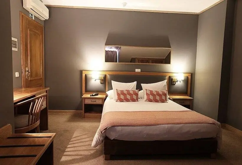 اتاق اکونومی, Cosy Sintra