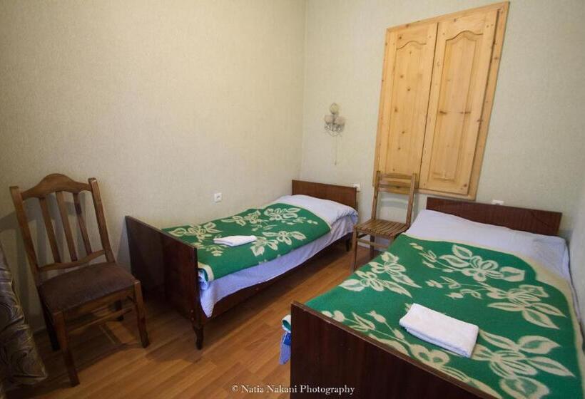 اتاق استاندارد, Eka&nino Guesthouse