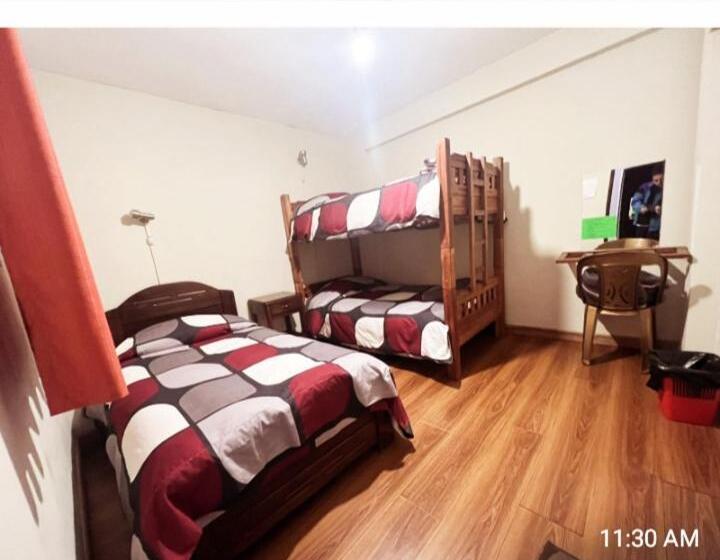 Pokój Standard Trzyosobowy, Hostal Graciela