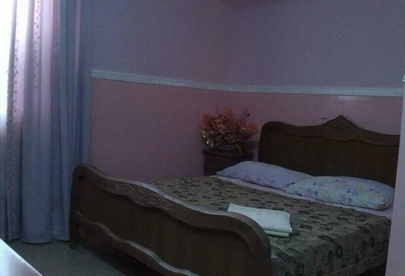 اتاق استاندارد, Hostel Georgia