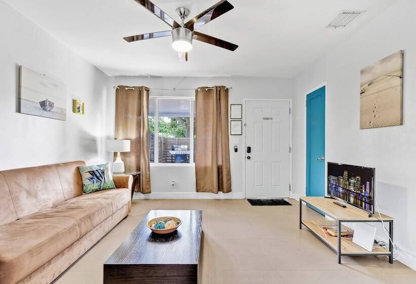 带1个卧室的豪华别墅, The Blue House Fort Lauderdale