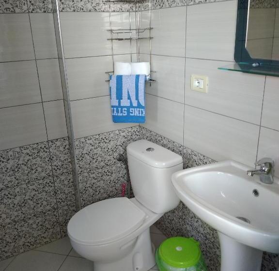 חדר סטנדרט לשלושה, Vila Ester