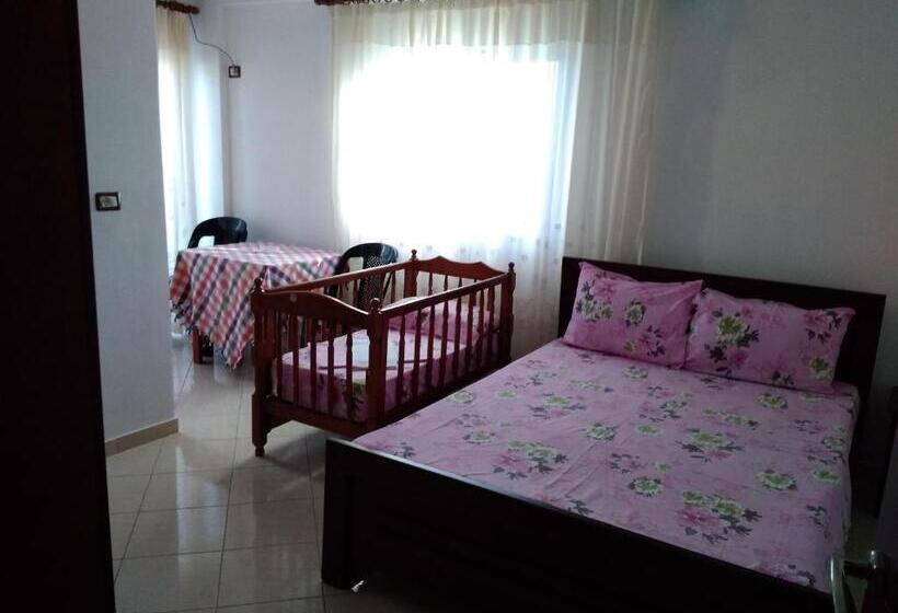 Classic room with balcony, Vila Ester