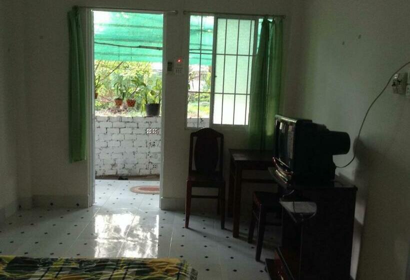 اتاق سوپریور, 247c/a Guest House