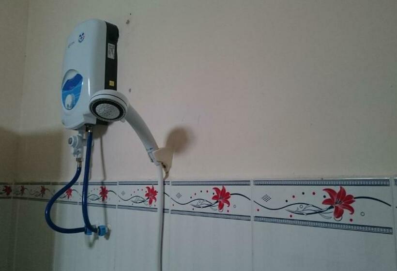 اتاق سوپریور, 247c/a Guest House