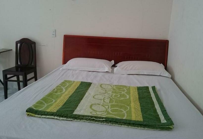 اتاق سوپریور, 247c/a Guest House