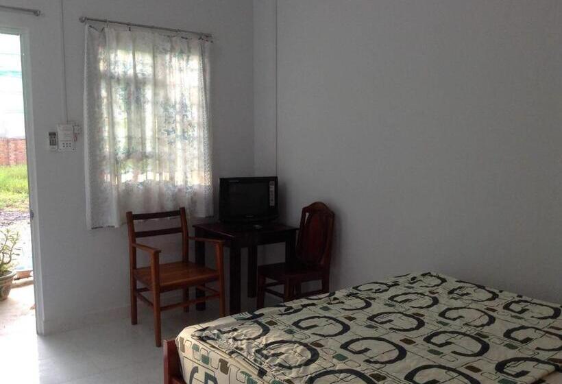 اتاق سوپریور, 247c/a Guest House