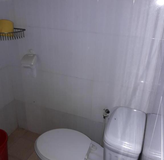 اتاق استاندارد, 247c/a Guest House