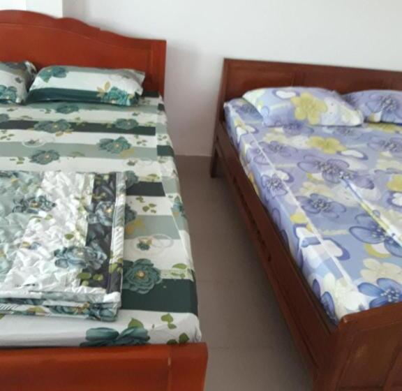 اتاق استاندارد, 247c/a Guest House