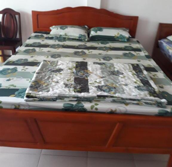 اتاق استاندارد, 247c/a Guest House