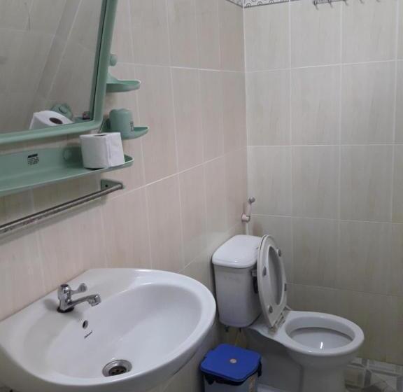 اتاق استاندارد, 247c/a Guest House