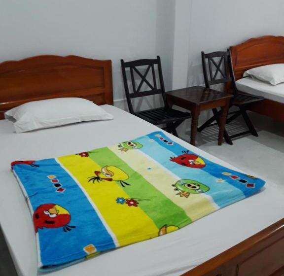 اتاق استاندارد, 247c/a Guest House