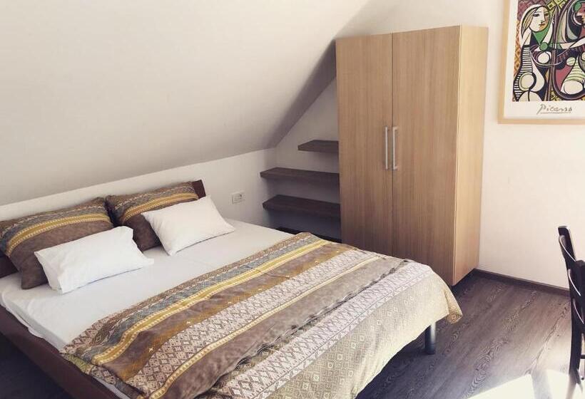 اتاق استاندارد چهار تخته, Apartment And Rooms Maraton