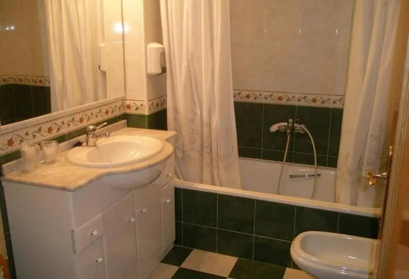 Standard-huone Puutarhanäkymä, Hostal Los Rosales