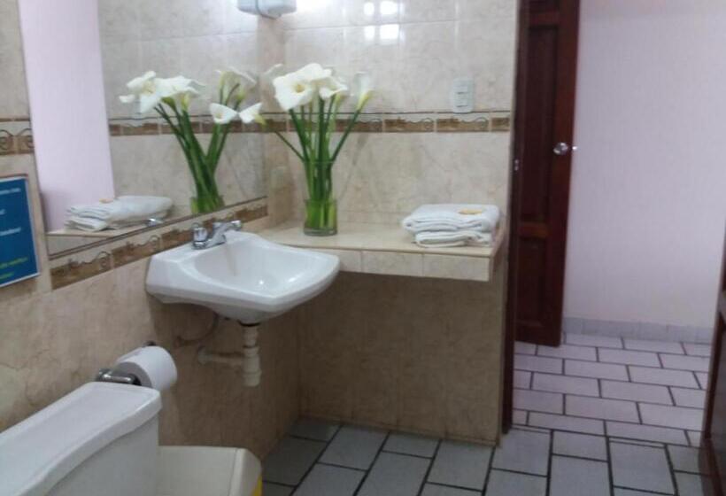 اتاق سوپریور خانوادگی, Las Orquídeas Hotel 3 Estrellas