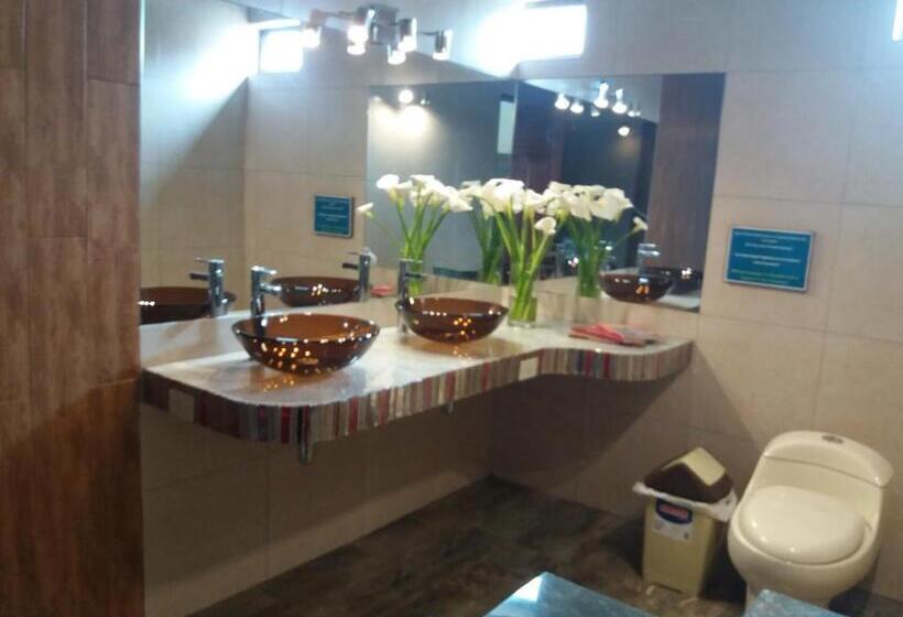 اتاق سوپریور خانوادگی, Las Orquídeas Hotel 3 Estrellas