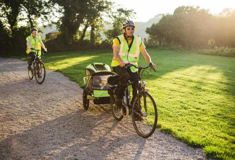 Дом 1 Спальня, Rock Farm Slane   Limehouse