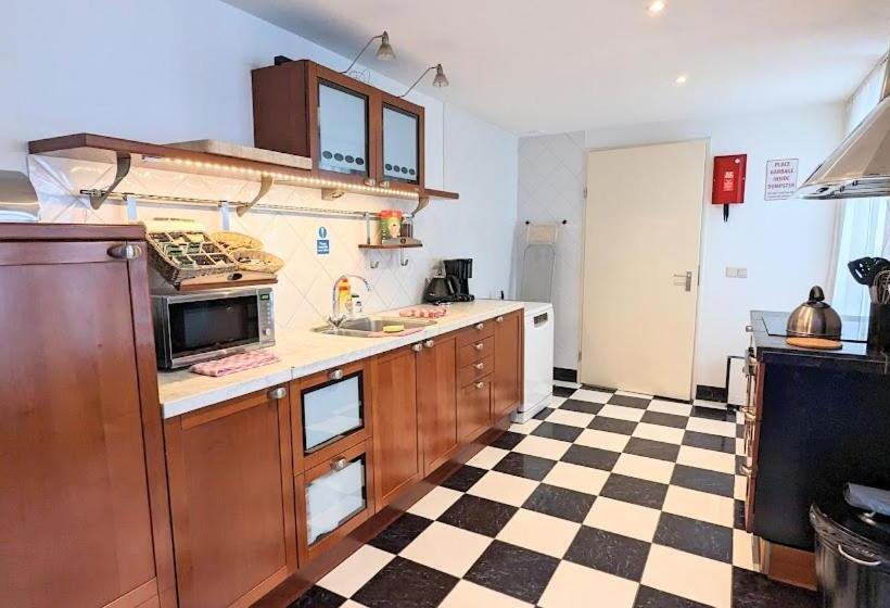 带3个卧室的公寓, The Amsterdam Hotel Apartment In The Center