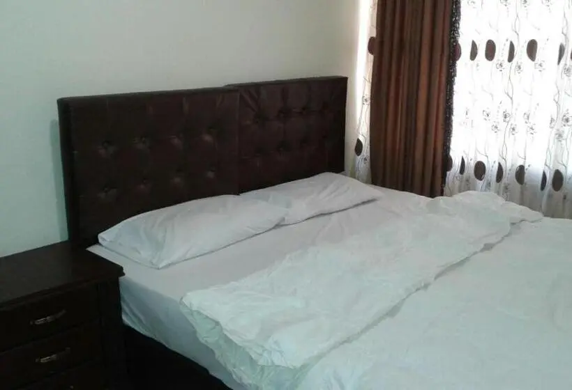 استودیوی استاندارد, Al Tawheed Hotel Apartments