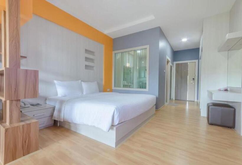 高级大房间, Eastpana