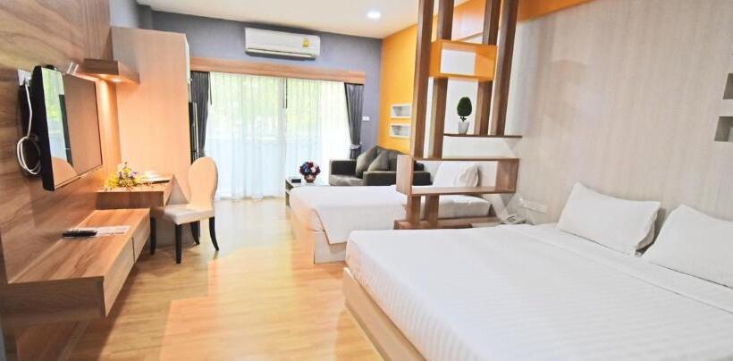 高级大房间, Eastpana