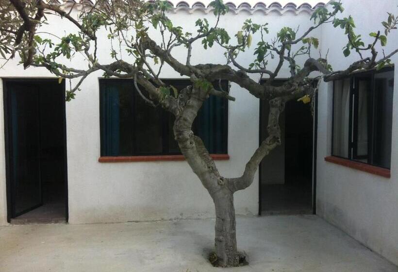 اتاق استاندارد با چشمانداز باغ, Du Coté De Chez Soi