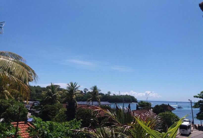 带阳台的豪华间, Kembar Inn Padangbai