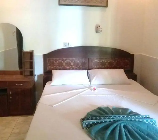 デラックスルーム, Kembar Inn Padangbai