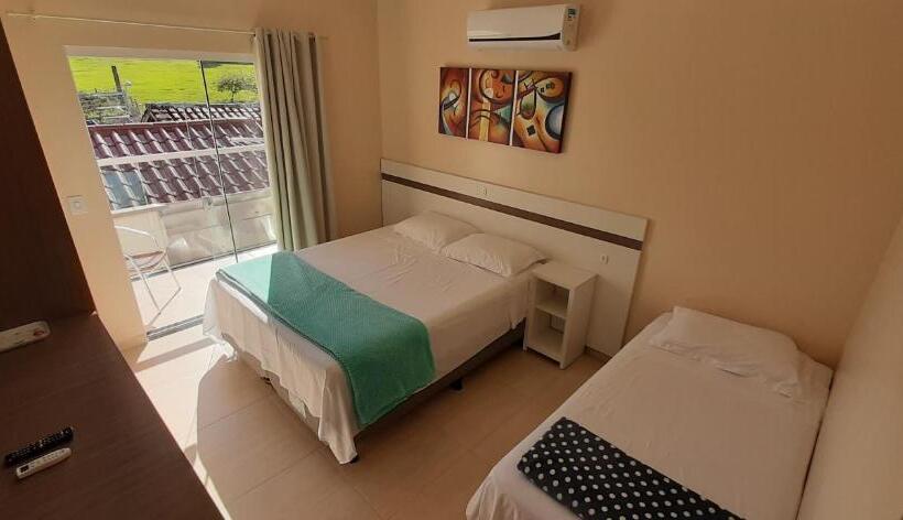 Balkonlu Üç Kişilik Standart Oda, Pousada Valentina