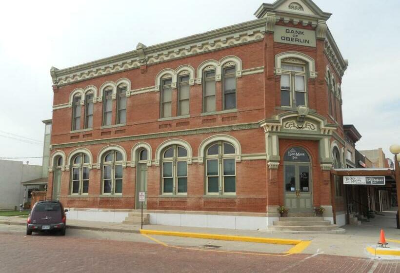 جناح ديلوكس, Landmark Inn At The Historic Bank Of Oberlin