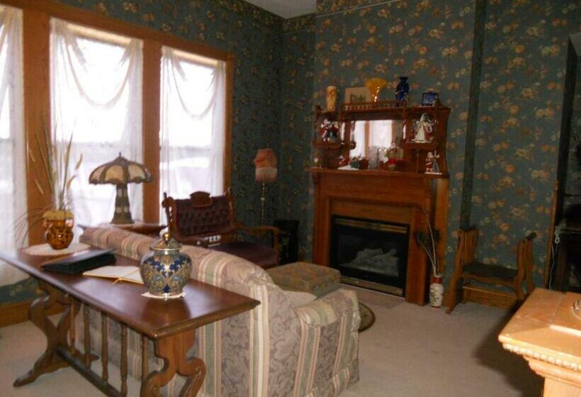 جناح ديلوكس, Landmark Inn At The Historic Bank Of Oberlin