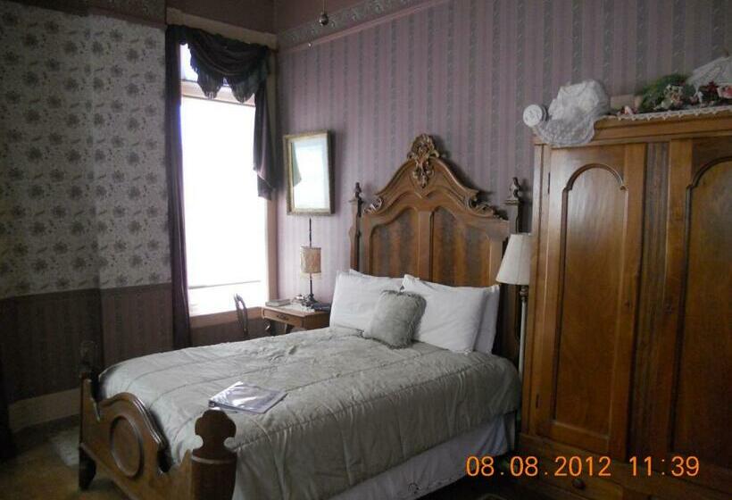 디럭스 스위트, Landmark Inn At The Historic Bank Of Oberlin