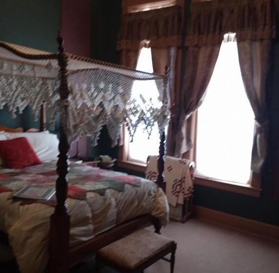 جناح ديلوكس, Landmark Inn At The Historic Bank Of Oberlin