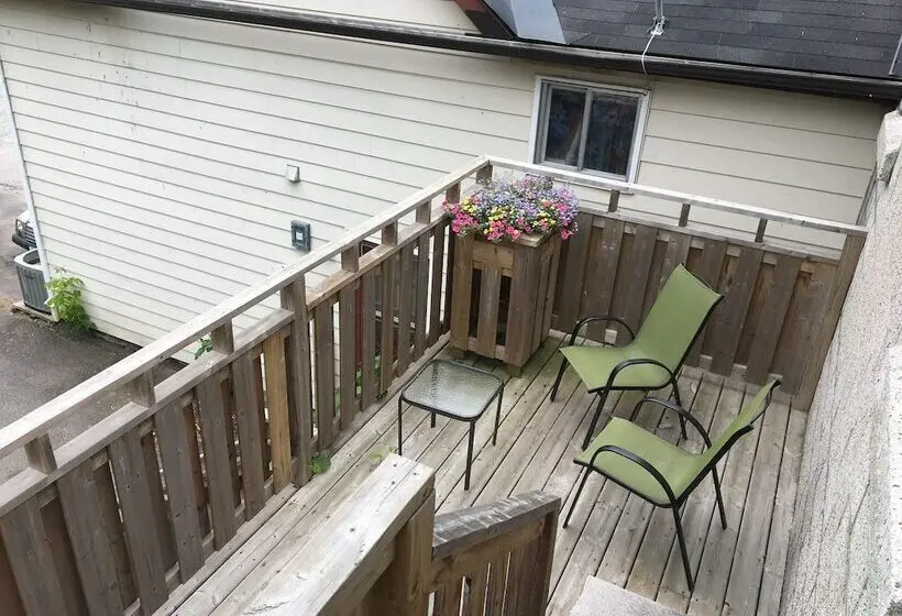 ４ベッドルームクラシックタイプ, Merrickville Guest Suites