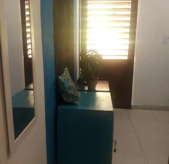 Chambre Economy, Aloha