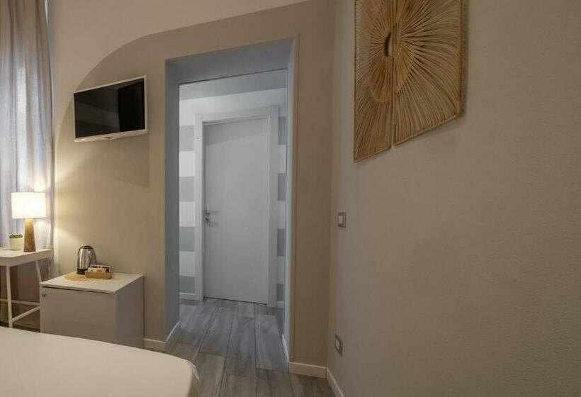 غرفة سوبيريور ثلاثية, Aquamarina