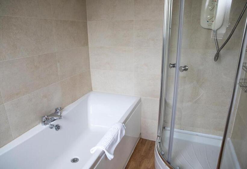 Suite Familiar, Braemar