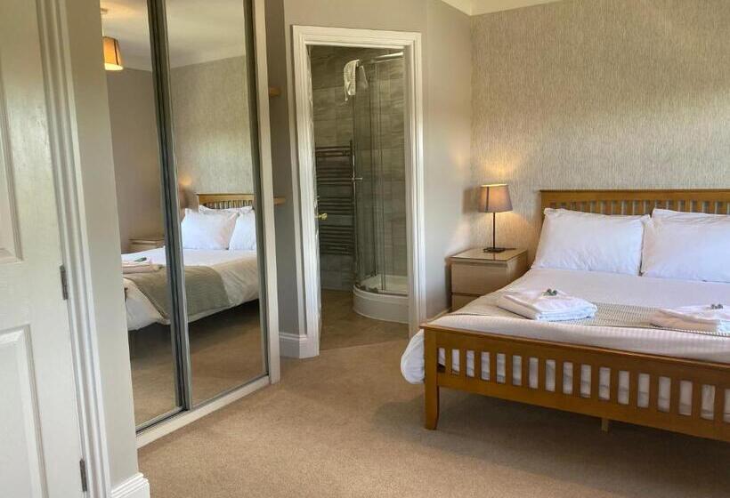 Estudi Deluxe, Braemar