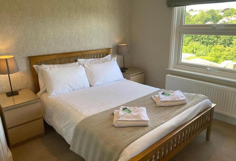 Estudi Deluxe, Braemar