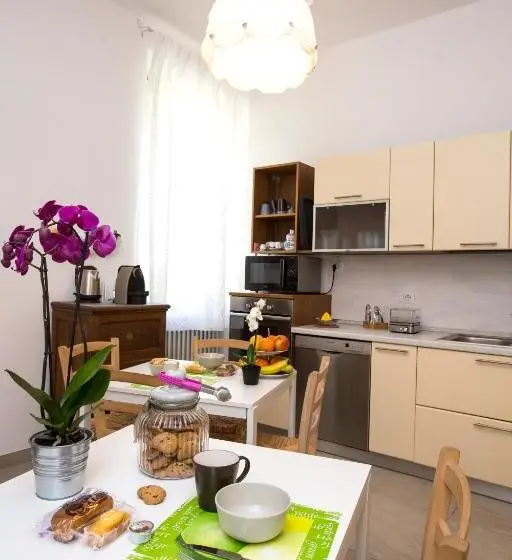 スタンダード４人部屋, Darsena Di Riva Grande