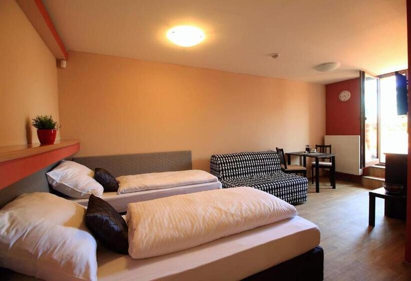 חדר סטנדרט עם טרסה, U Admirala