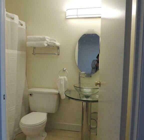 חדר דלוקס, Misty Harbour Inn