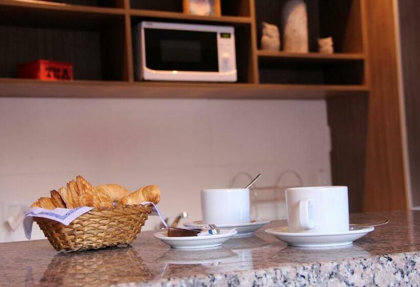 آپارتمان 1 خوابه, Apart Del Cerro